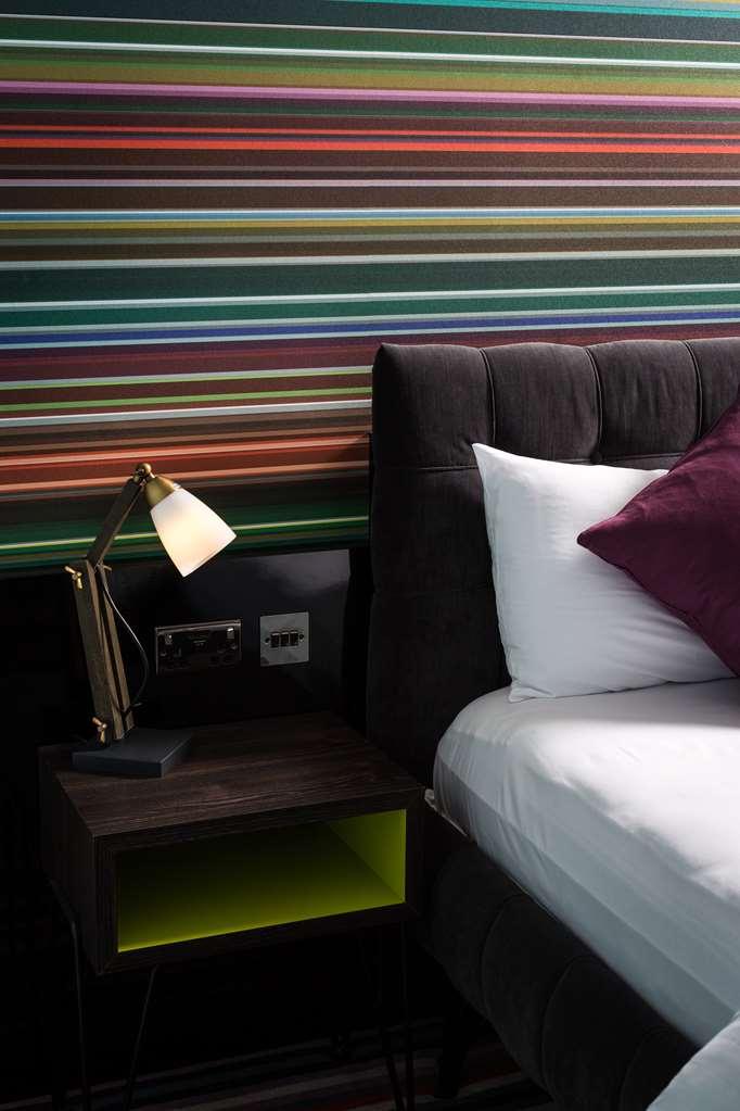 Village Hotel Manchester Cheadle Cheadle  Camera foto