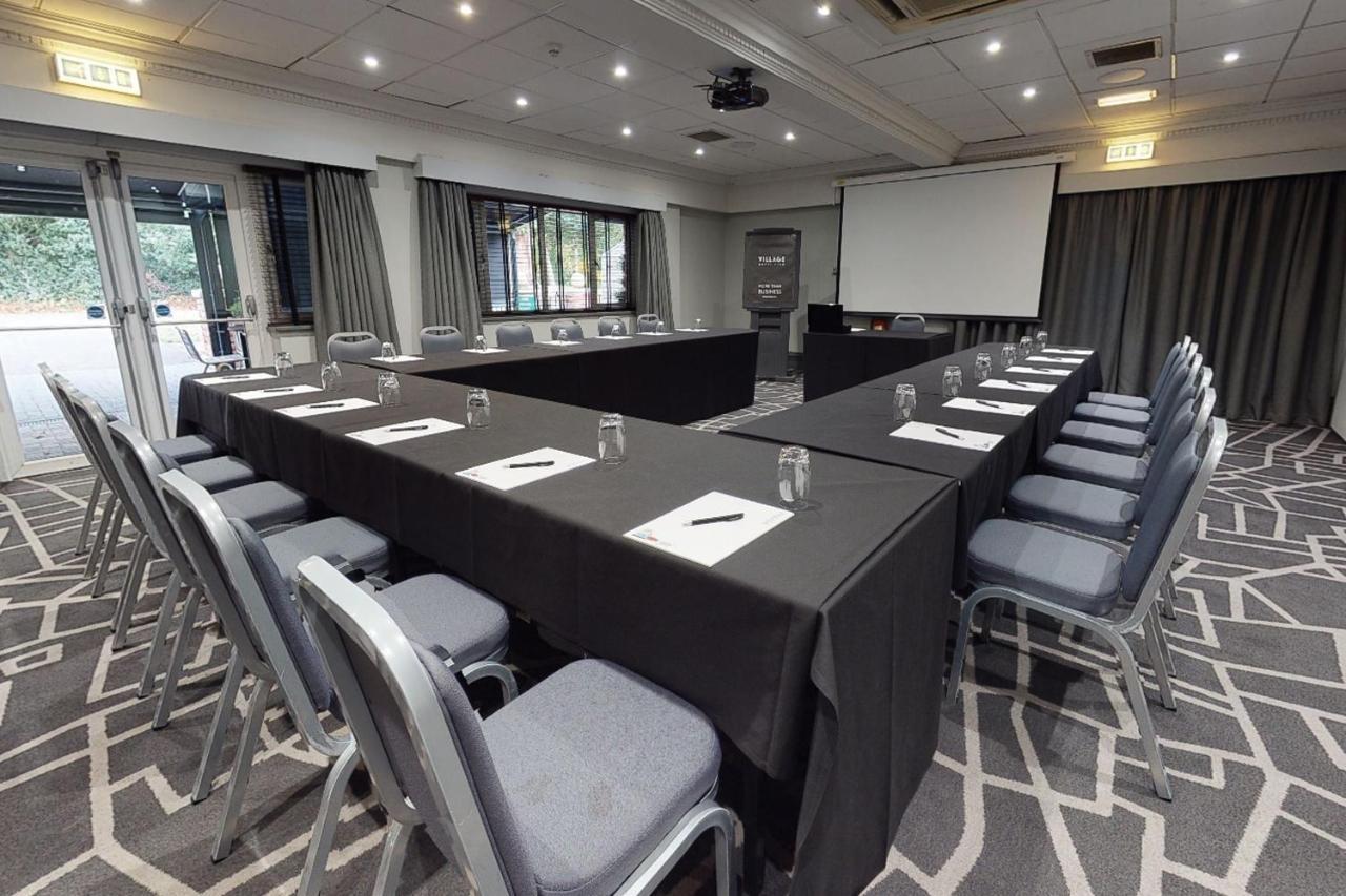 Village Hotel Manchester Cheadle Cheadle  Esterno foto
