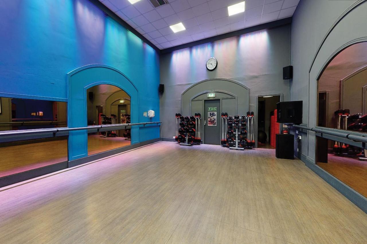 Village Hotel Manchester Cheadle Cheadle  Esterno foto